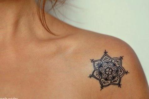 lotosa tetovējuma apzīmējums