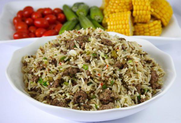 Rīsi multivarkā ar malto gaļu: gatavošanas receptes