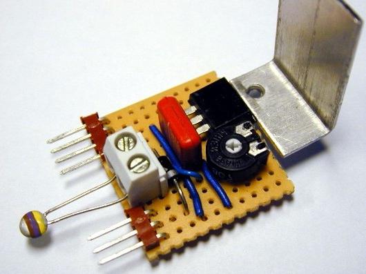 Ventilators ar termoreaktīvu sensoru
